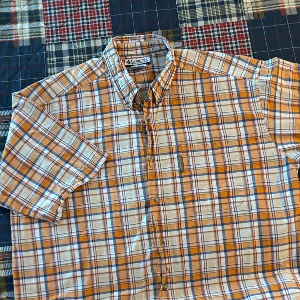 Columbia Men's Multicolor Plaid Button Down Shirt
